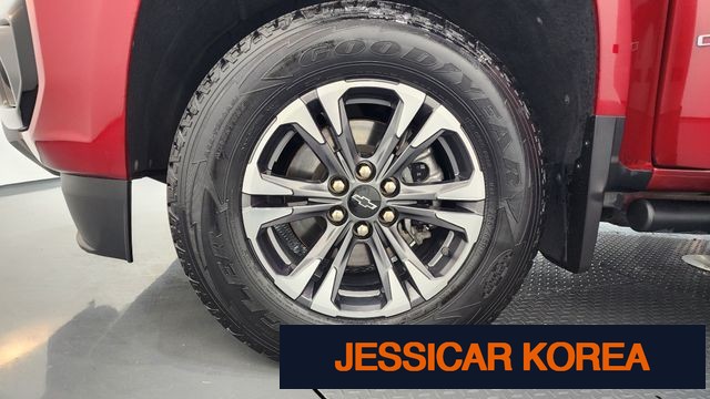 2021 Chevrolet Real New Colorado - Thumbnail 6