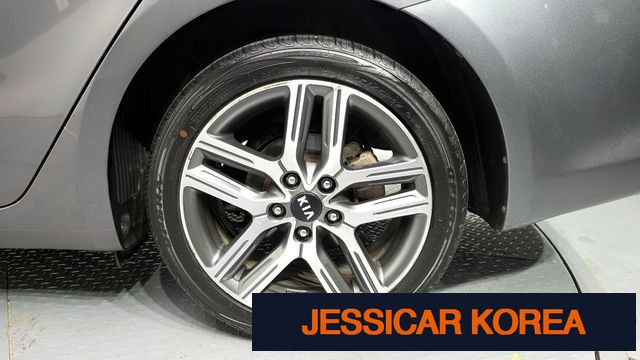 2017 Kia The New K3 - Thumbnail 14