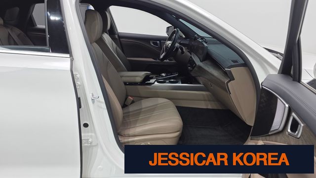 2022 Kia K8 - Thumbnail 11