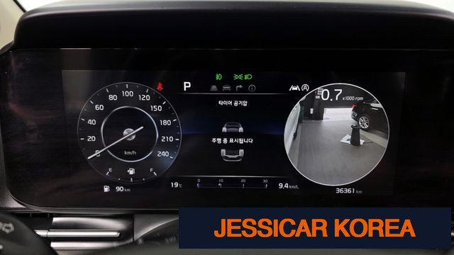 2021 Kia Carnival 4th Gen - Thumbnail 15