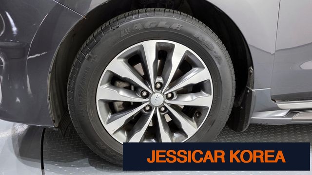 2018 Kia All New Carnival - Thumbnail 17