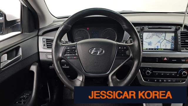 2017 Hyundai LF Sonata - Thumbnail 8