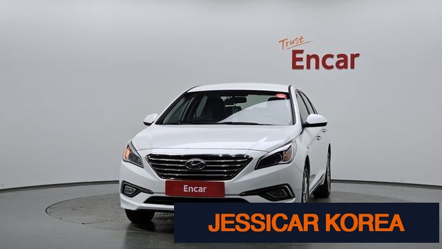 2017 Hyundai LF Sonata - Thumbnail 11