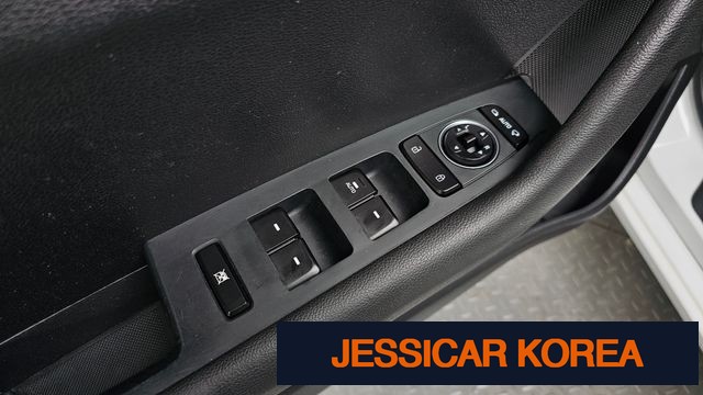 2017 Hyundai LF Sonata - Thumbnail 15