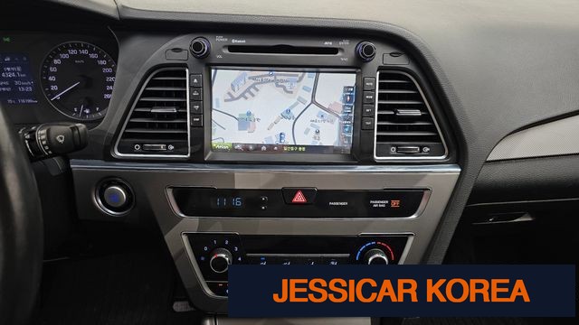 2017 Hyundai LF Sonata - Thumbnail 20