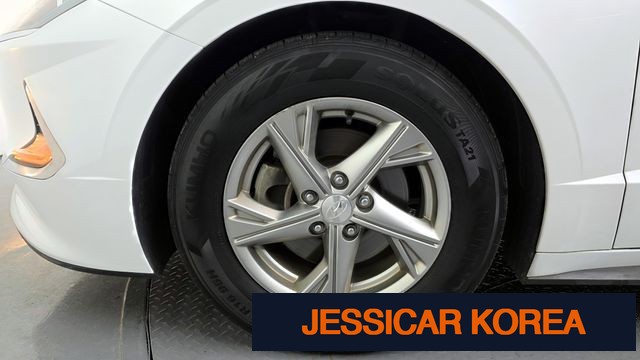 2022 Hyundai Sonata (DN8) - Thumbnail 2