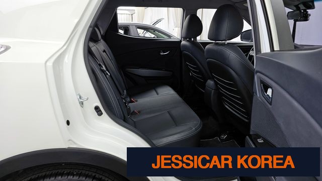 2017 KG Mobility Tivoli - Thumbnail 4