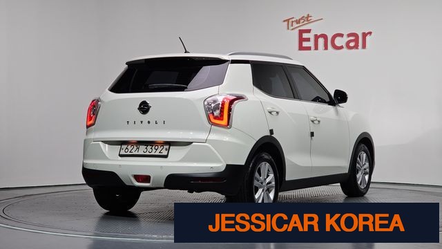 2017 KG Mobility Tivoli - Thumbnail 19