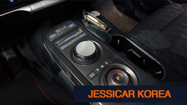 2024 Genesis GV70 - Thumbnail 15