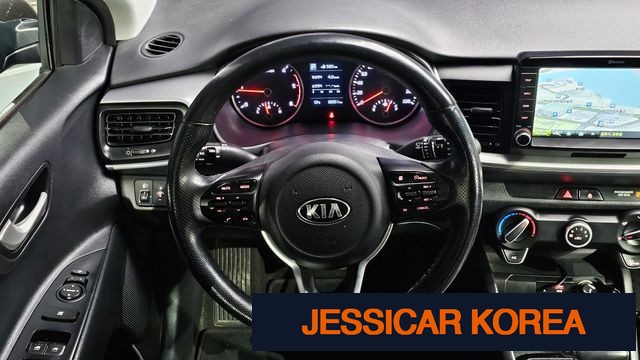2019 Kia stonic - Thumbnail 16