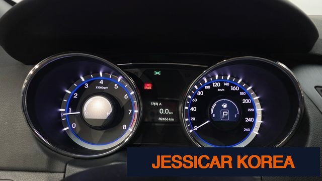 2011 Hyundai YF Sonata - Thumbnail 19