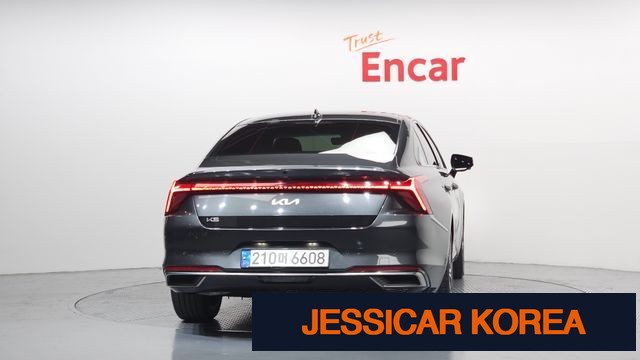 2022 Kia K8 - Thumbnail 4