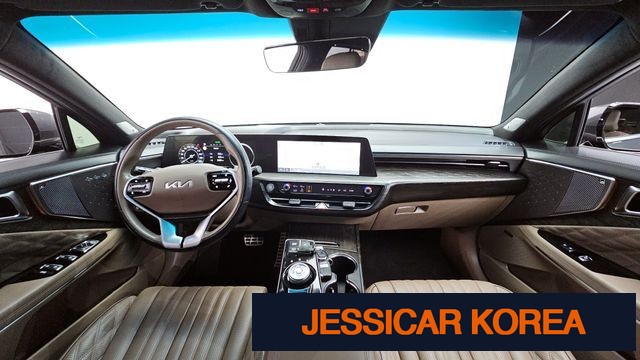 2022 Kia K8 - Thumbnail 15