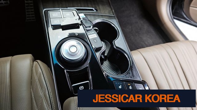 2022 Kia K8 - Thumbnail 17