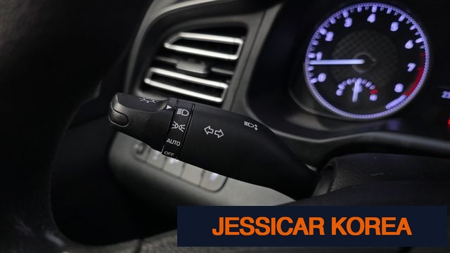 2020 Hyundai The New Avante AD - Thumbnail 12