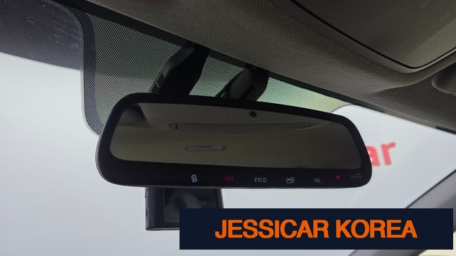2020 Hyundai The New Avante AD - Thumbnail 13