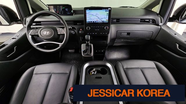 2025 Hyundai Staria - Thumbnail 8