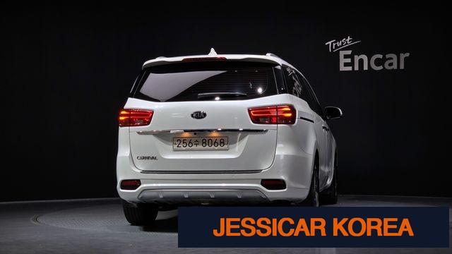 2019 Kia The New Carnival - Thumbnail 2