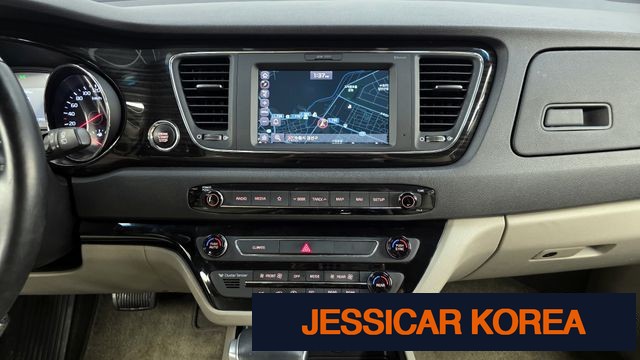 2019 Kia The New Carnival - Thumbnail 3