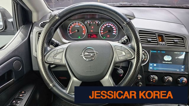2016 KG Mobility Korando Sports - Thumbnail 7