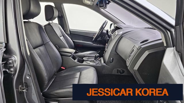 2016 KG Mobility Korando Sports - Thumbnail 18