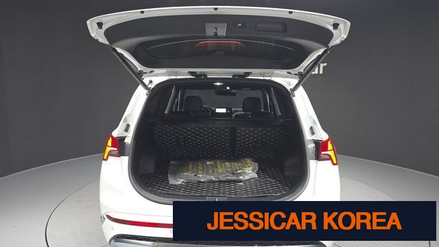 2021 Hyundai The New Santa Fe - Thumbnail 6