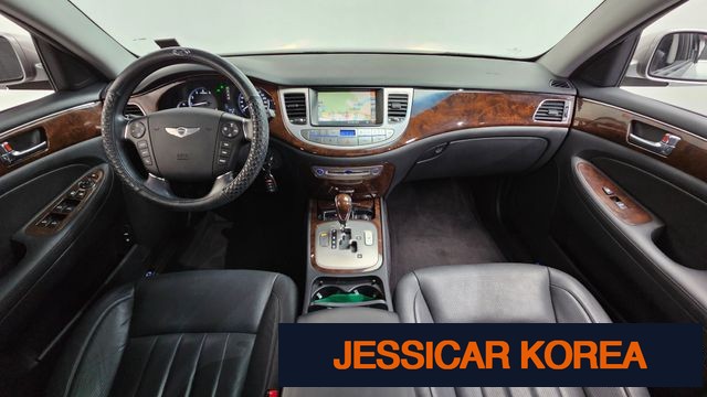 2009 Hyundai Genesis - Thumbnail 13