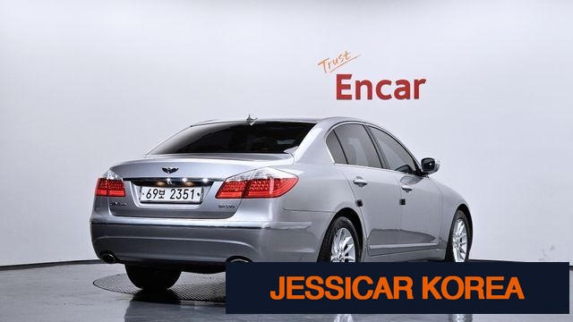 2009 Hyundai Genesis - Thumbnail 14