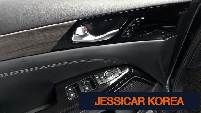 2020 Kia K7 Premier - Thumbnail 13