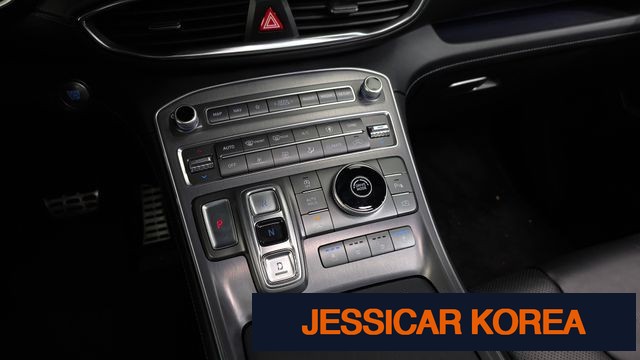 2021 Hyundai The New Santa Fe - Thumbnail 18