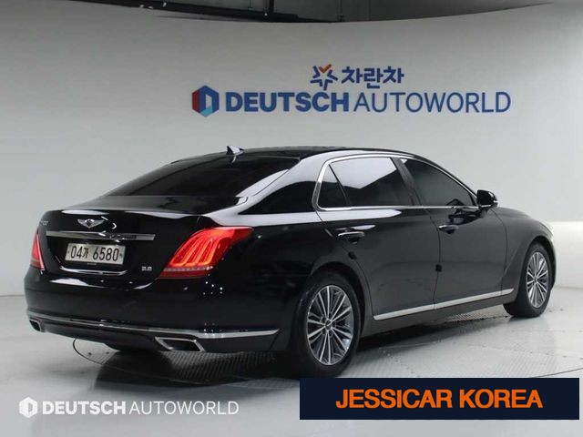 2016 Genesis EQ900 - Thumbnail 2