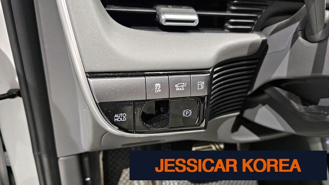 2025 Hyundai The New Ioniq 5 - Thumbnail 5