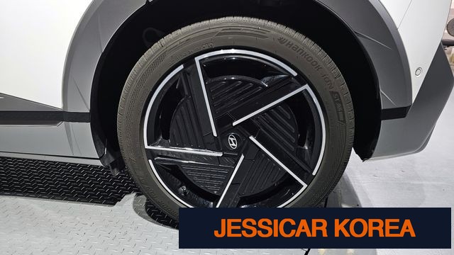 2025 Hyundai The New Ioniq 5 - Thumbnail 9