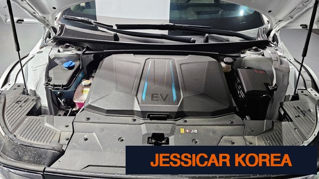2025 Hyundai The New Ioniq 5 - Thumbnail 16
