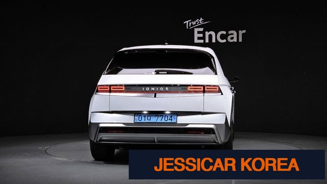 2025 Hyundai The New Ioniq 5 - Thumbnail 18