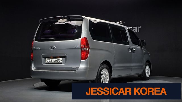 2014 Hyundai Grand Starex - Thumbnail 2