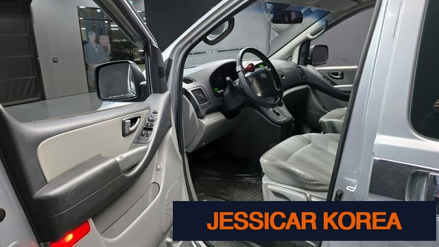 2014 Hyundai Grand Starex - Thumbnail 8