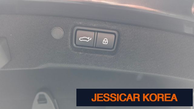2020 Kia K7 Premier - Thumbnail 11