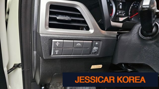 2023 KG Mobility Beautiful Korando - Thumbnail 2