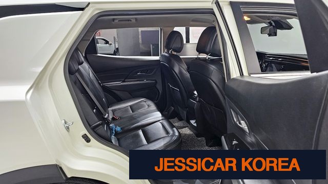 2023 KG Mobility Beautiful Korando - Thumbnail 20