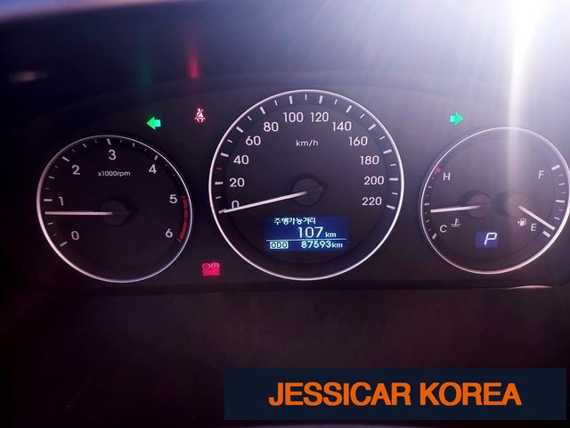 2017 Hyundai Grand Starex - Thumbnail 11
