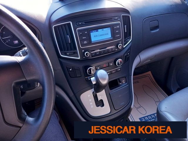 2017 Hyundai Grand Starex - Thumbnail 14