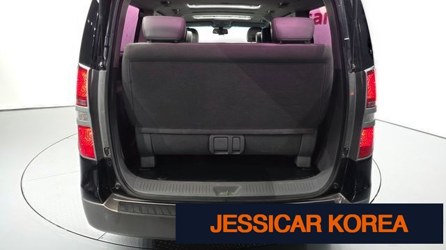 2015 Hyundai Grand Starex - Thumbnail 15