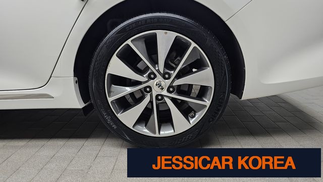 2016 Kia K5 2nd generation - Thumbnail 2