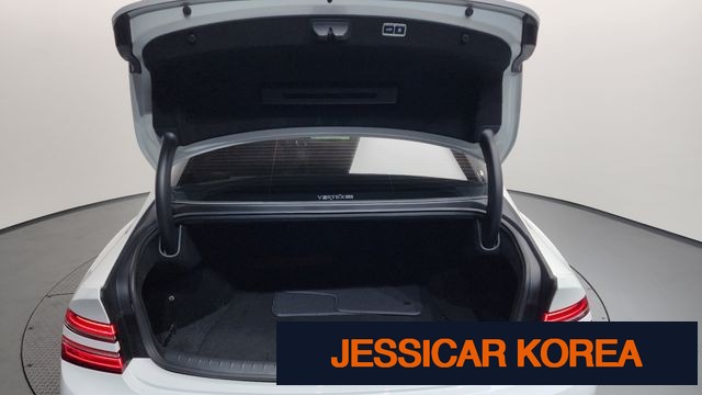2021 Genesis G80 (RG3) - Thumbnail 15