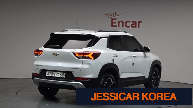 2022 Chevrolet Trailblazer - Thumbnail 2