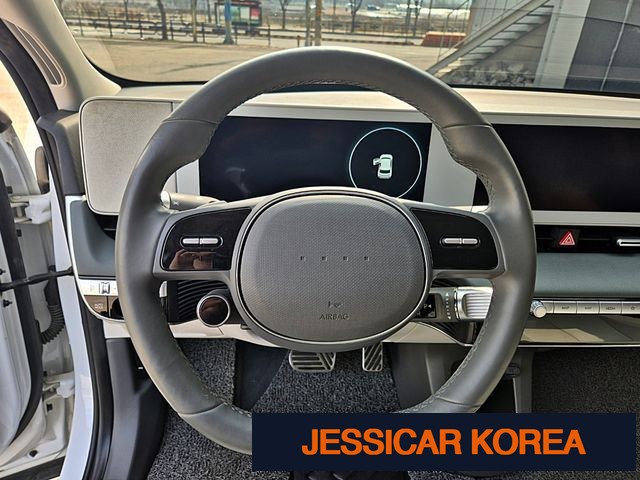 2022 Hyundai Ioniq 5 - Thumbnail 5