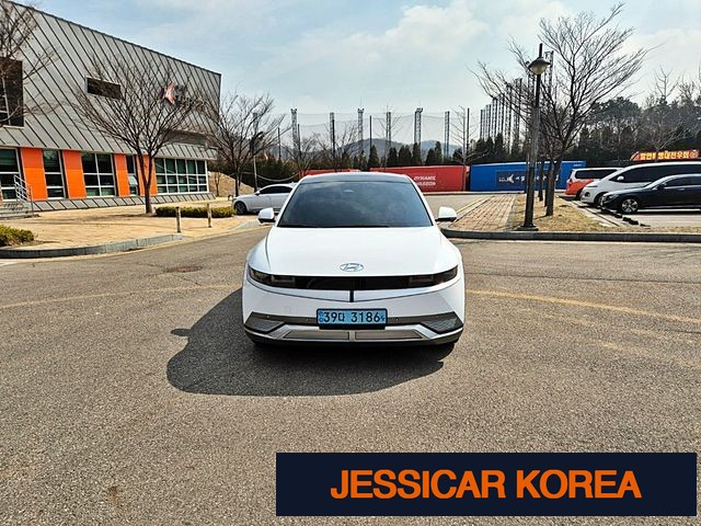 2022 Hyundai Ioniq 5 - Thumbnail 13