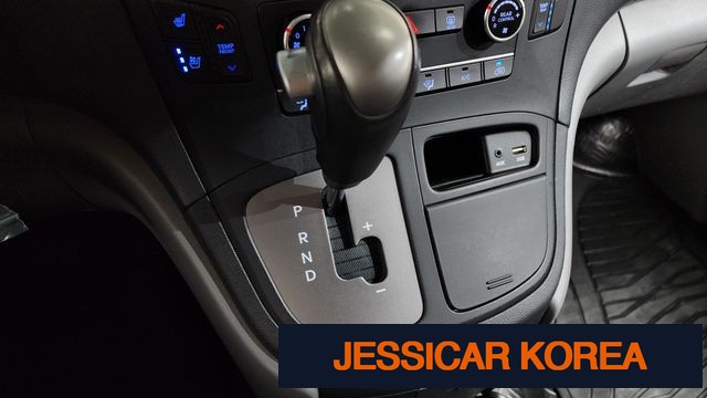 2019 Hyundai The New Grand Starex - Thumbnail 11