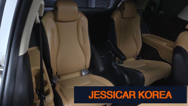 2021 Kia Carnival 4th Gen - Thumbnail 4